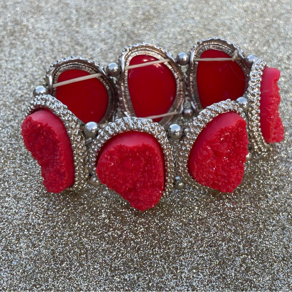 Faux red coral chunky stretch bracelet